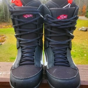 VANS Snowboard Boots - Mantra Size 9